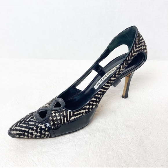 Manolo Blahnik size 38.5 black and white pumps - Picture 7 of 9